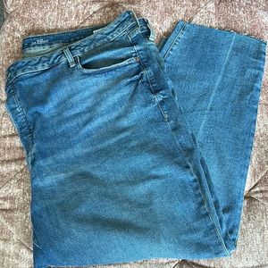 Old Navy OG straight size 28 jeans